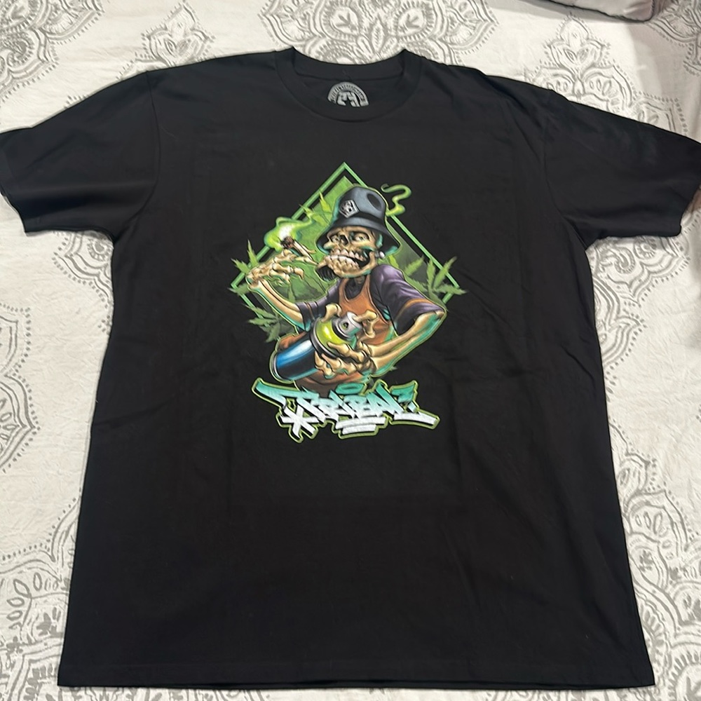 Tribal tee